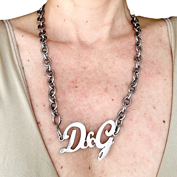 Dolce & Gabbana authentic Logo LOVE charm chain necklace vintage 00s silver tone - Picture 3 of 14